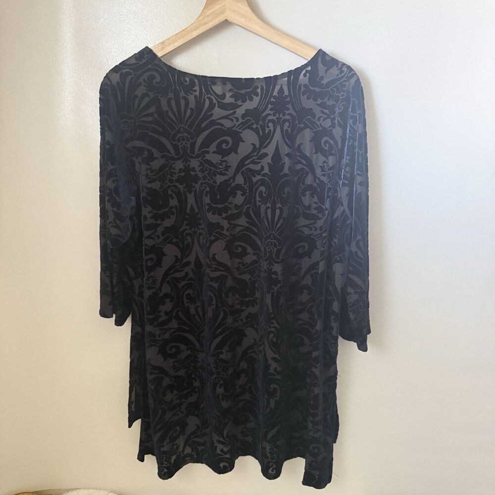 Karen Kane Top Women’s 2X Blue Velvet Burnout Plus Paisley Floral 3/4 Sleeve - Picture 2 of 9